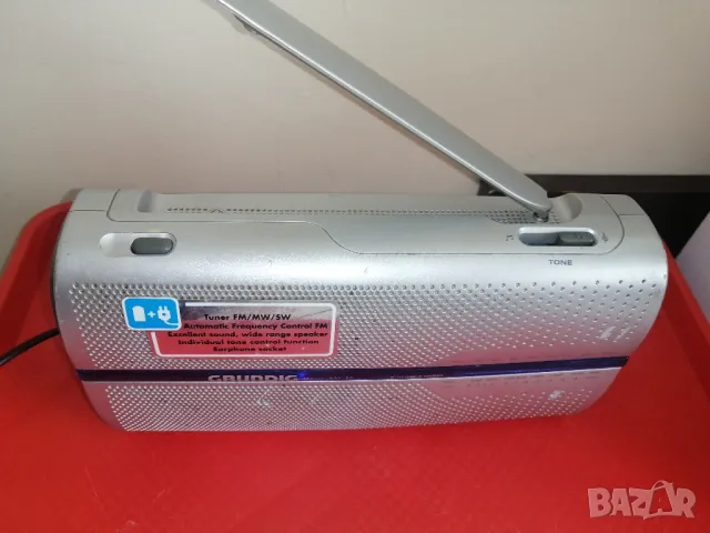 FM/MW/SW радиоприемник GRUNDIG Music Boy 50, снимка 3 - Радиокасетофони, транзистори - 49781637