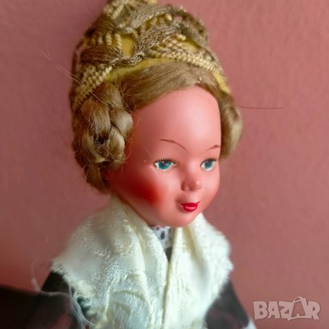 Колекционерска кукла народна носия W.Germany Celluloid 17 см