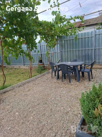 Имот с къща и промишлена сграда, снимка 5 - Парцели - 51258263