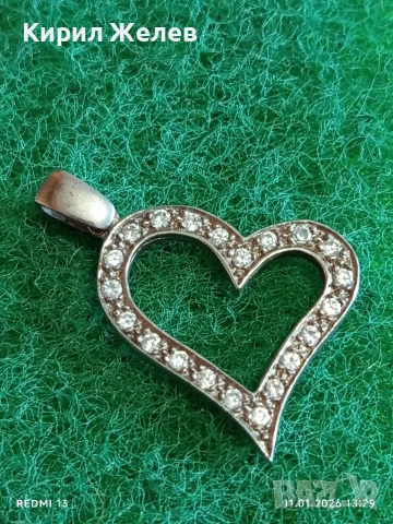 Сребърен медальон във формата на сърце ❤️ с инкрустирани кристали стил и елегантност 52754