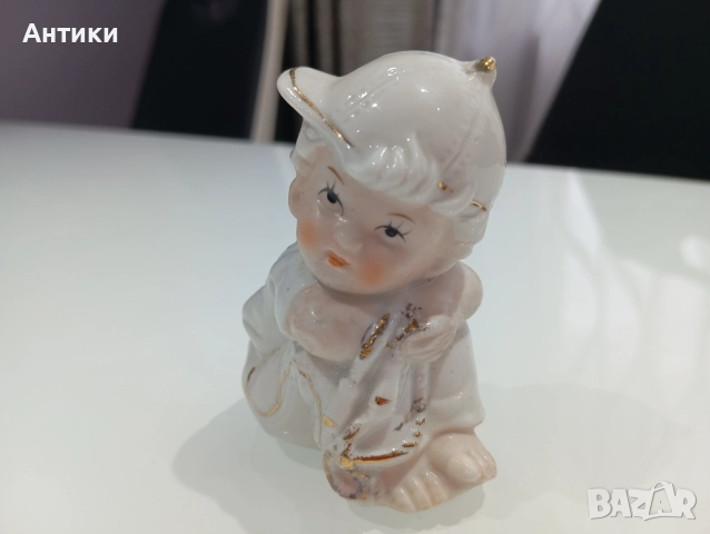 Порцеланова фигура маркирана Дете, снимка 8 - Статуетки - 52496100