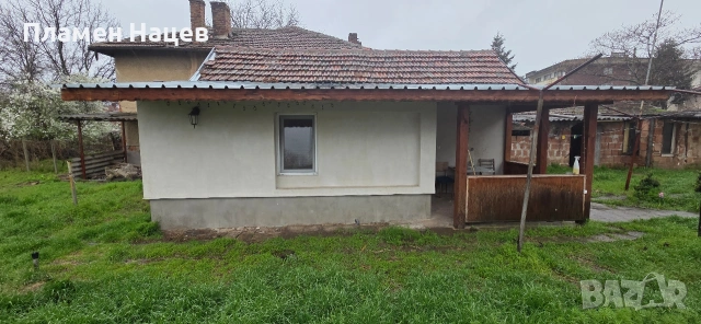 Къща в гр. Левски, снимка 8 - Къщи - 54064819