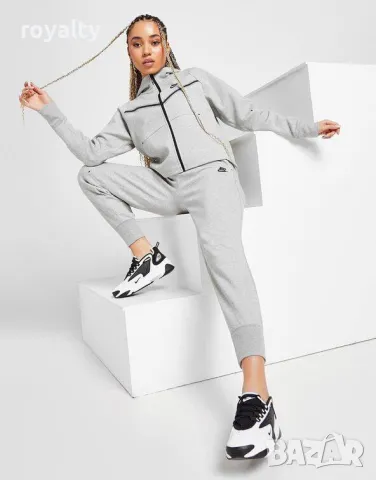 Висок клас дамски екипи Nike Tech Fleece, снимка 4 - Спортни екипи - 49240810