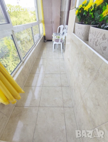 Първа линия за нощувки, двустаен апартамент + отделна кухня ”Плаж 2”, ж.к. Лазур, Бургас, под наем, снимка 13 - Квартири, нощувки - 53914435