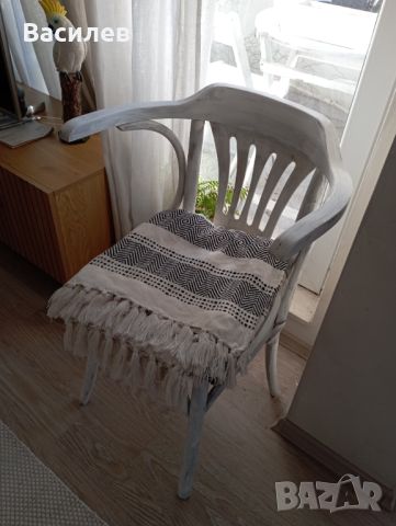 Продавам трапезни столове Демина сиви, снимка 6 - Столове - 45024571