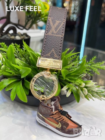 Ключодържатели ⚜️ Louis Vuitton , снимка 3 - Подаръци за мъже - 53119004
