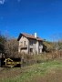 Продавам къща с двор в София област на 35 мин.от София , снимка 2
