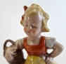 Порцеланова фигурка на момиче и котка - Lippelsdorf, GDR, снимка 6