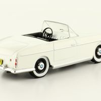 IAME Justicialista Convertible 1959 - мащаб 1:43 на Salvat моделът е нов в блистер, снимка 3 - Колекции - 45865340