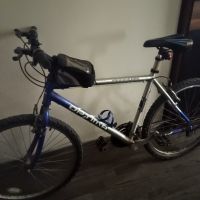 продавам алуминиев велосипед , снимка 1 - Велосипеди - 45350195