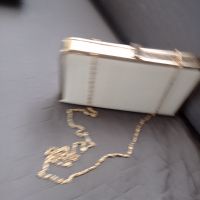 Нова официална чантичка в бяло и златен обков , снимка 6 - Чанти - 45494215
