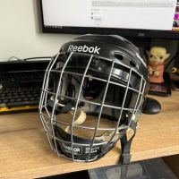Каска за хокей - Reebok - размер Л, снимка 2 - Зимни спортове - 45571051