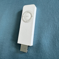 ipod shuffle 1поколение 512MB , Айпод , Apple Ipod Shuffle, снимка 5 - iPod - 45054524