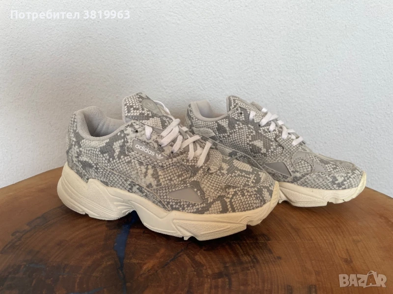 Adidas маратонки, снимка 1