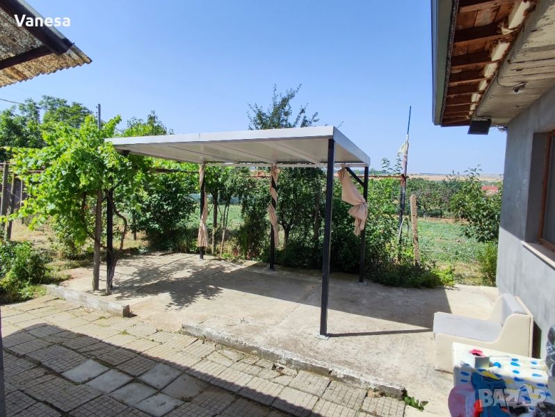 Къща в с. Соколово - Карнобат , снимка 1