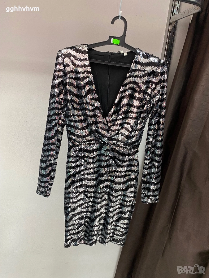 Блестяща рокля, снимка 1