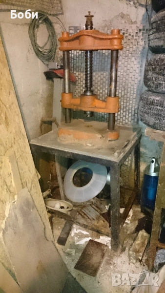 шпиндел преса 8 тона , снимка 1