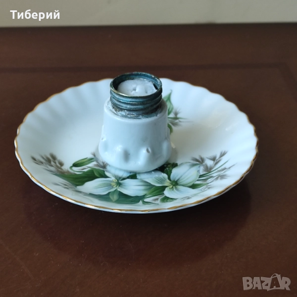 Порцеланов свщник инпровизация/Royal Albert, снимка 1