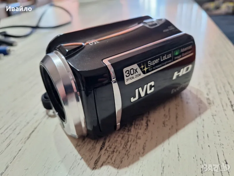 Видеокамера JVC GZ-HD 620 (пълен комплект), снимка 1