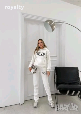 Дамски Комплект Различни Цветове , снимка 3 - Спортни екипи - 52933839