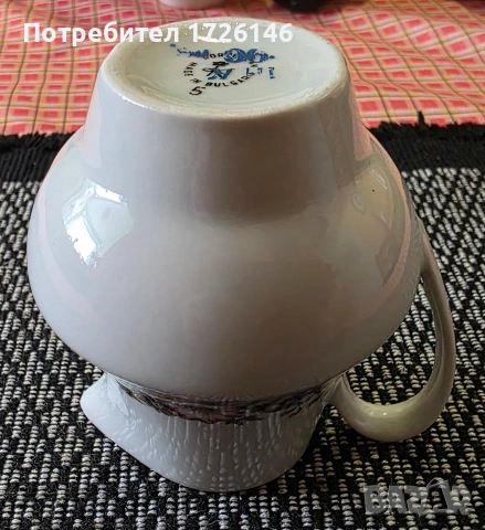 Порцеланова латиера на Китка със златен кант. , снимка 3 - Сервизи - 54058003