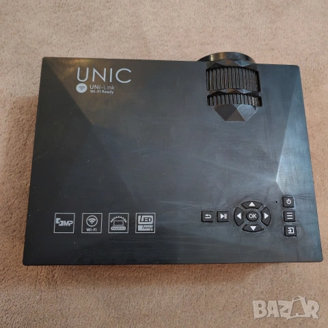 LED видеопроектор UNIC UC 46. 