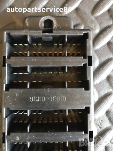 Корпус на реле и кутия с предпазители за KIA Sorento 2.5 CRDi (2003–2007) 91310-3E810, снимка 3 - Части - 53314472