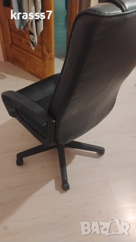 въртящ се стол, снимка 2 - Столове - 54165106