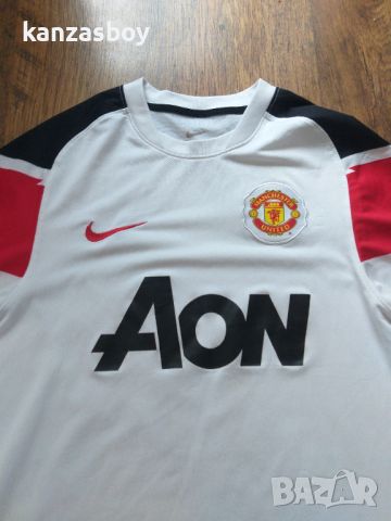 Nike 2010-12 Manchester United Away - ретро футболна тениска С, снимка 2 - Тениски - 46552943