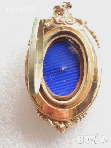 Стар златен 8 каратов викториански медальон с брилянт, снимка 6 - Колиета, медальони, синджири - 54271069