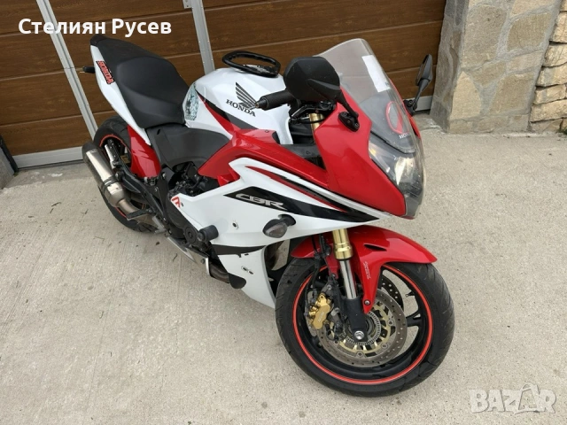 honda cbr 600   100кс / пистов мотор - цена  4 400 евро или  8605,65 лв БЕЗ БАРТЕР   -мотора е някак
