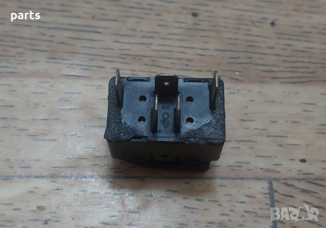 Бутон Ел.Стъкло Ауди А4 Б5 - 4D095985501C, снимка 4 - Части - 53613839