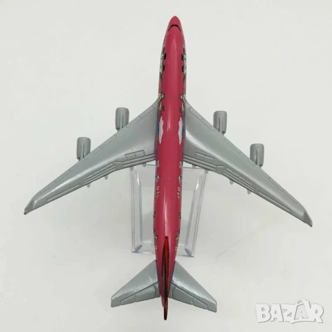 Boeing 747 самолет модел макет Мики Маус Мини Дисни Аладин геори, снимка 4 - Коли, камиони, мотори, писти - 50915780