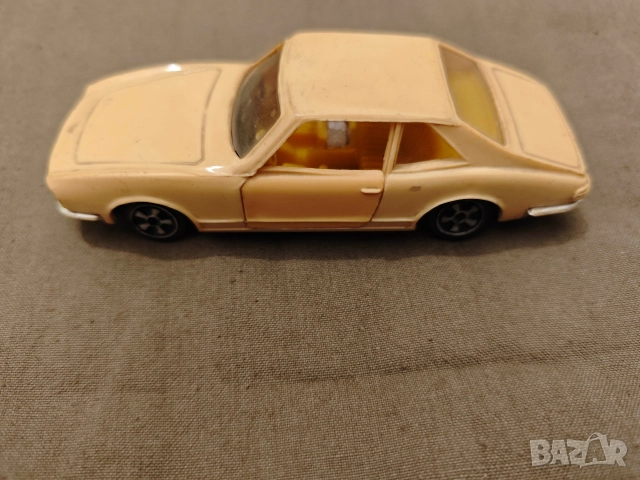 пластмасова количка СССР GHIA V. 280, снимка 8 - Коли, камиони, мотори, писти - 52598814