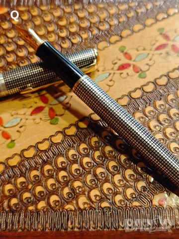 Сребърна писалката PARKER 