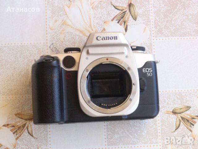Canon EOS 50 за части, снимка 1 - Фотоапарати - 45169331