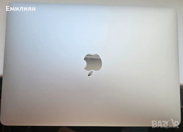 Macbook Air Retina в много добро състояние, снимка 4 - Лаптопи за дома - 53827088