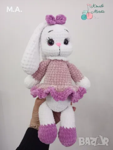 Ръчно плетено плюшено Зайче, снимка 3 - Плюшени играчки - 49801623