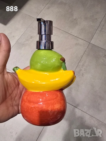 диспенсъри дозатори за сапун , снимка 1 - Други стоки за дома - 50044488