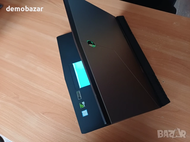 Dell Alienware Core™i7-7700HQ/GTX 1070Ti - 8GB/16GB DDR4/SSD+HDD, снимка 2 - Лаптопи за игри - 54036707