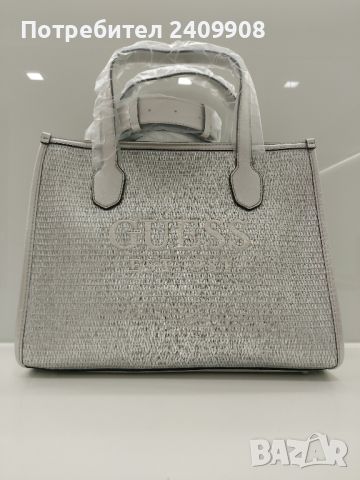 Оригинална дамска чанта GUESS - Сребрист цвят, снимка 2 - Чанти - 46183686