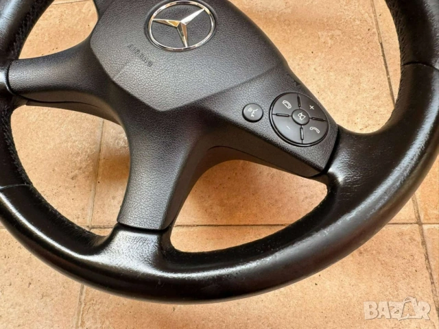 Четирилъчев волан Мercedes W204 с еърбег/airbag Ц-класа/C-class 2008г, снимка 4 - Части - 53502332