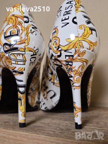 Versace Jeans Couture оригинални нови дамски обувки на ток , снимка 16 - Дамски обувки на ток - 53892519