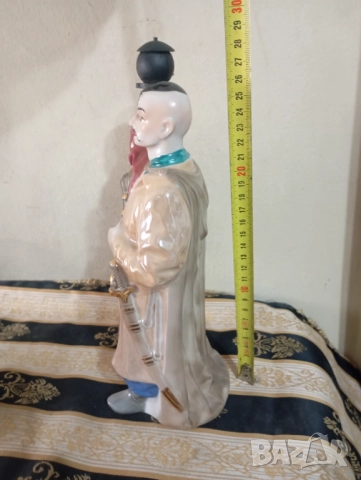 Порцеланова бутилка за алкохол, снимка 3 - Антикварни и старинни предмети - 49641994