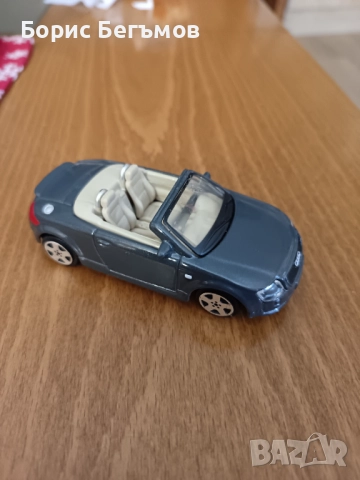 Метална количка АУДИ/Audi TT Roadster 1:43
