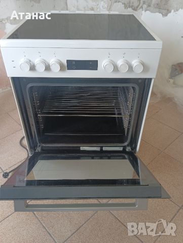 Продавам готварска печка Beko, снимка 4 - Печки, фурни - 45594191