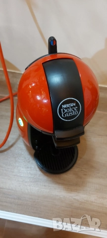 Dolce Gusto Krups - пингвин кафе машина с капсули на Долче Густо, снимка 4 - Кафемашини - 48169552