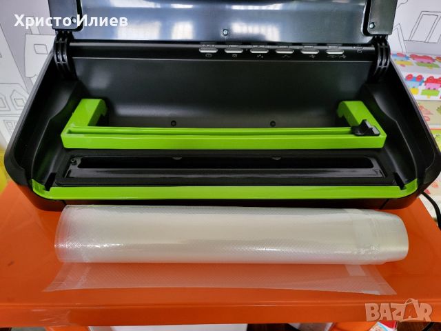 Уред за вакуумиране Foodsaver FFS005 Вакуум машина 140W, снимка 14 - Други - 45617680