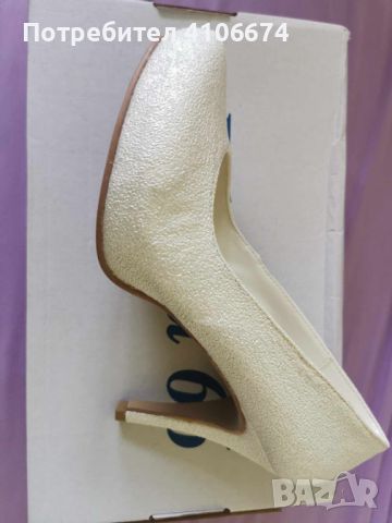 Обувки - бели официални, снимка 1 - Дамски обувки на ток - 46033694
