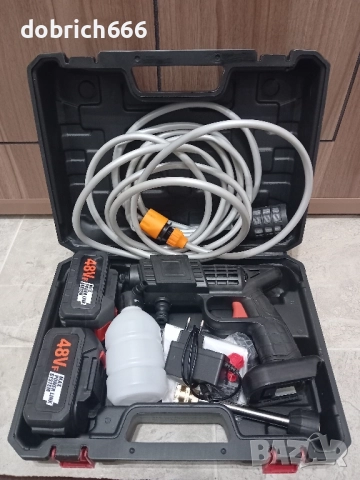 Акумулаторна водоструйка 48V две батерии зарядно